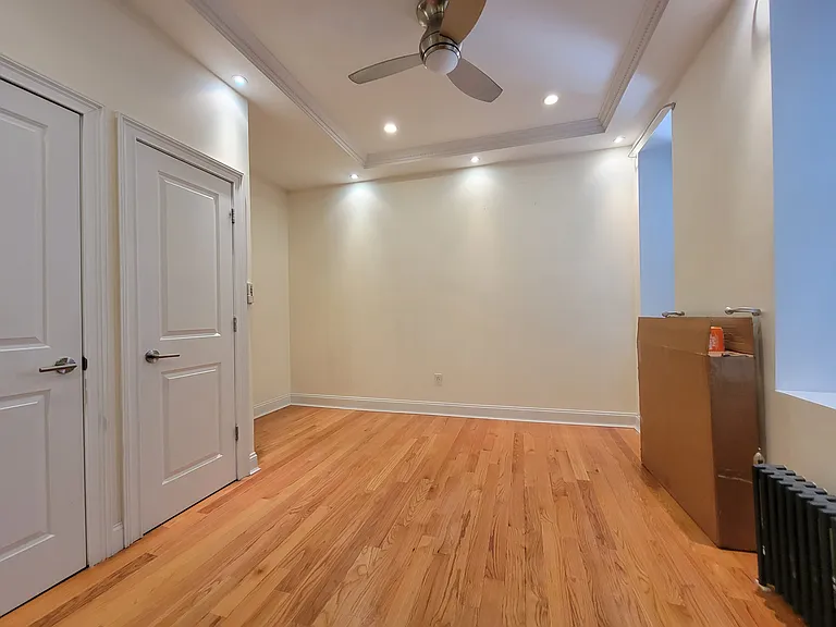 3143 Broadway #1A — Photo 5