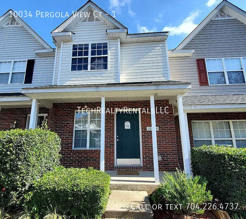 2 bed, 2.5 bath, 1088 sqft, $1,800 — Photo 2