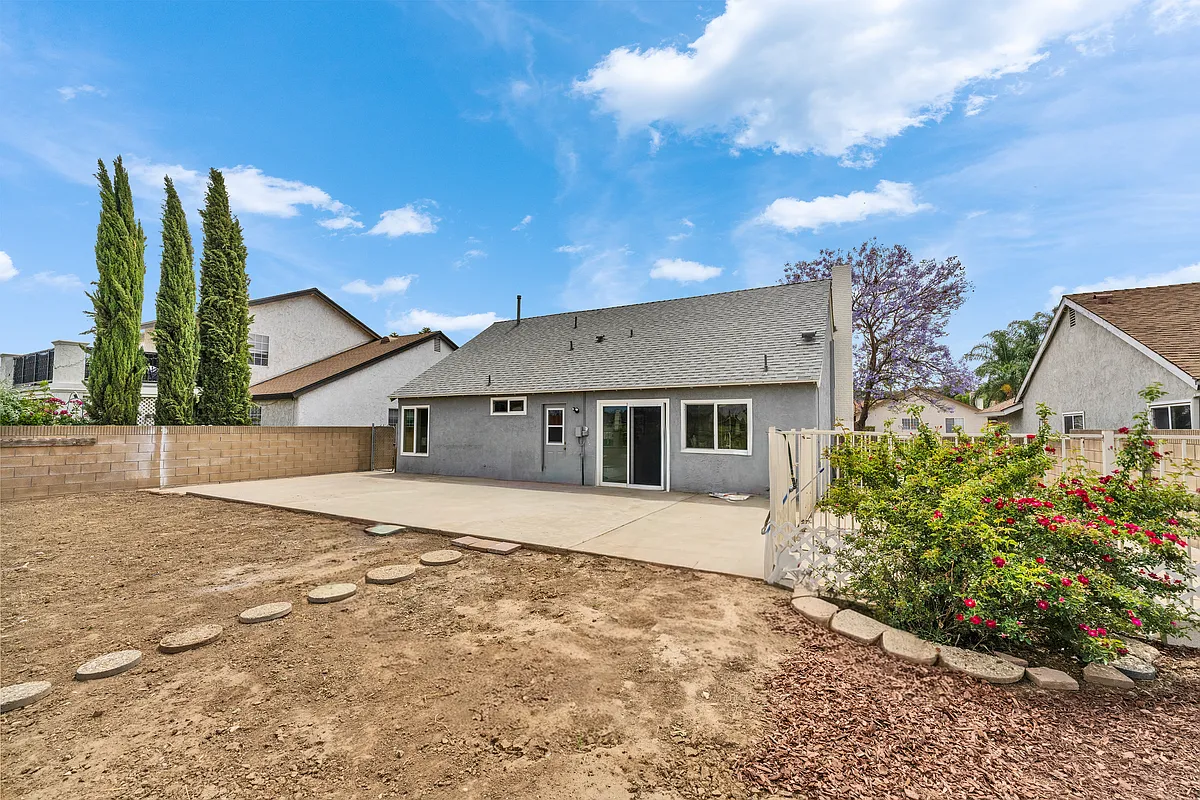 Building Photo - 3724 Alder Pl