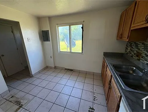 4889 Banbury Ct #6 — Photo 10