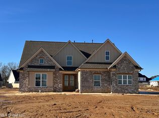 4224 Adriane Cv, Nesbit, MS 38651