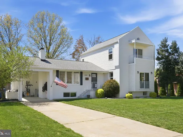 2209 Rollins Dr, Alexandria, VA 22307