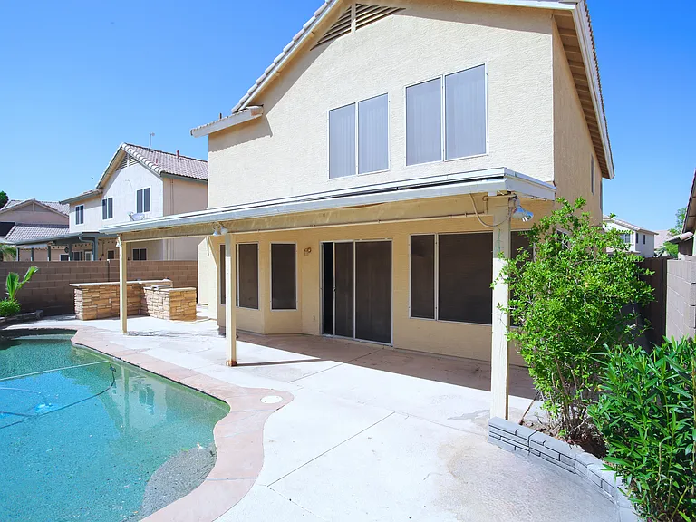 842 N Naples Dr — Photo 45