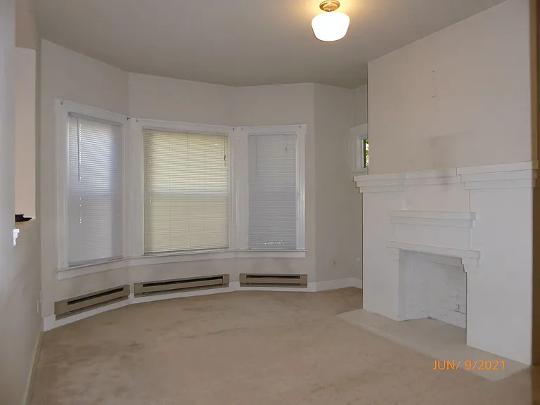 1417 Boylston Ave — Photo 3