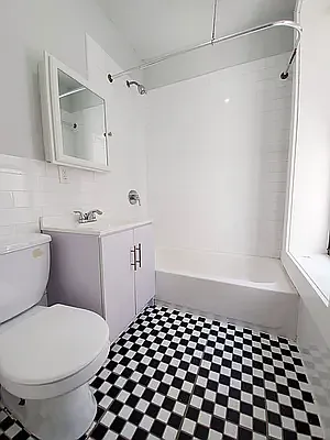 140 Lexington Ave #5 — Photo 6