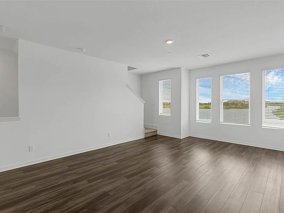 4th image of 12935 Gabor Ave