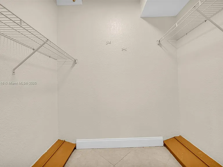 681 S Hollybrook Dr #109 — Photo 16