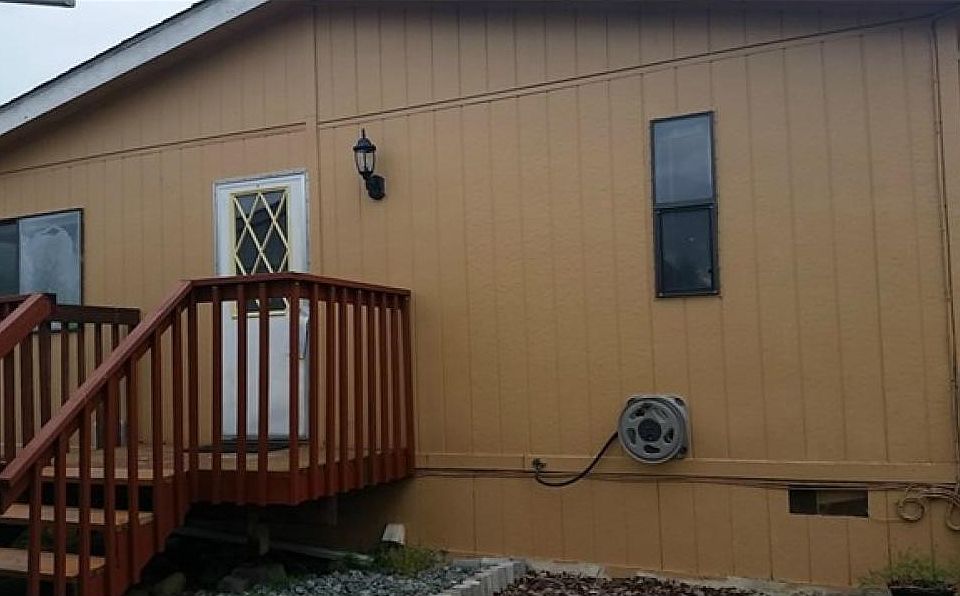 1st image of 8502 195th St E