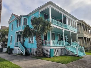 1528 Church St APT 3, Galveston, TX 77550