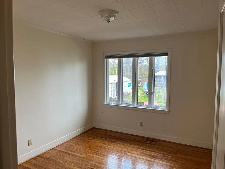 948 Cline St — Photo 3