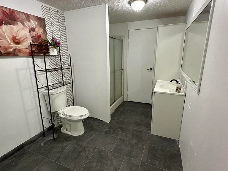 930 N Deer St — Photo 17