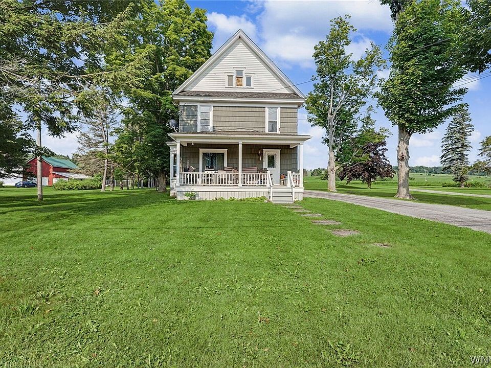 1st image of 12050 Savage Rd