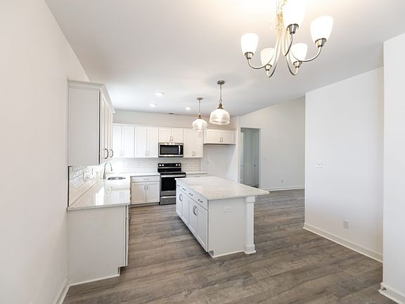 Kitchen 1