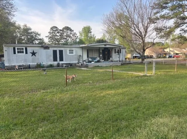 2800 Waldman Dr, North Charleston, SC 29406