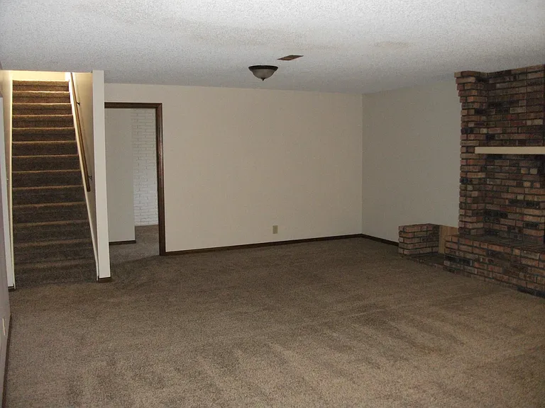 5503 S 42nd Street Ct — Photo 13