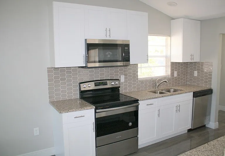 3526 Glenburn Ct — Photo 12