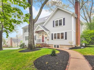 38 Tomahawk Rd, Arlington, MA 02474