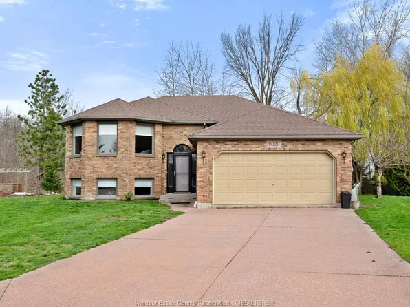 8020 Gardiner Cres, Amherstburg, ON N0R 1J0