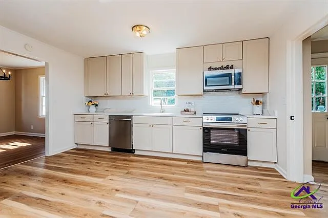 3 bed, 1509 sqft, $1,525 — Photo 4