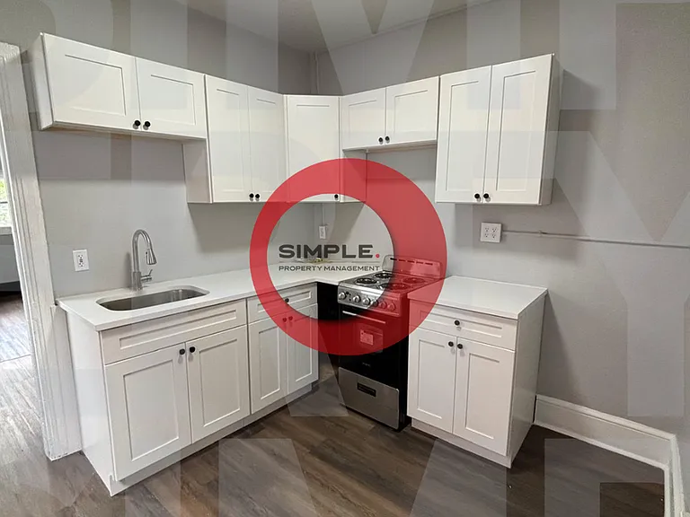 1140 Franklin St — Photo 1