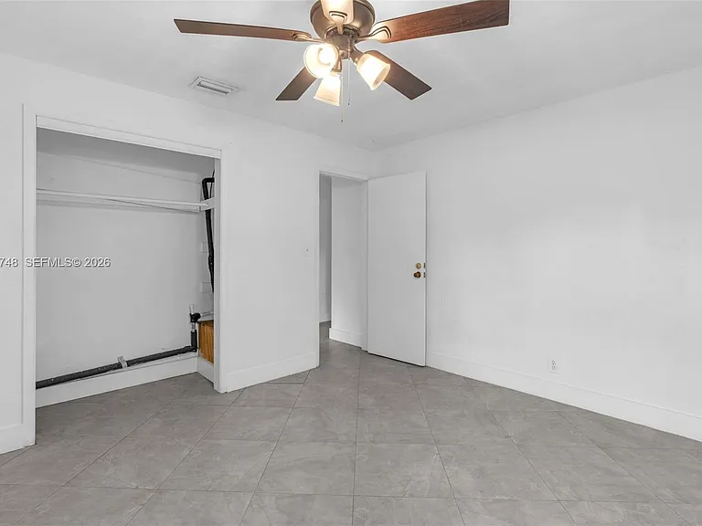 1640 NE 33rd St — Photo 14