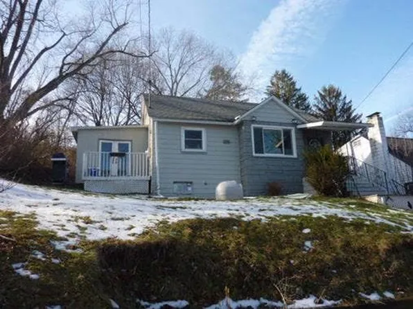 642 Stacia Dr, Elmira, NY 14904