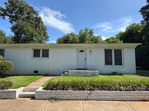 200 Skyland Ave #B