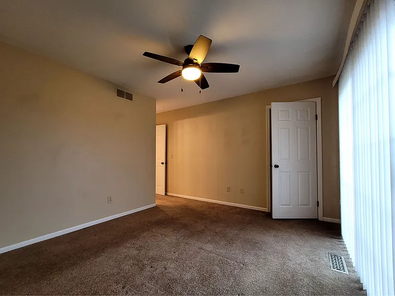 3407 Spanish Villa Dr #1 — Photo 37