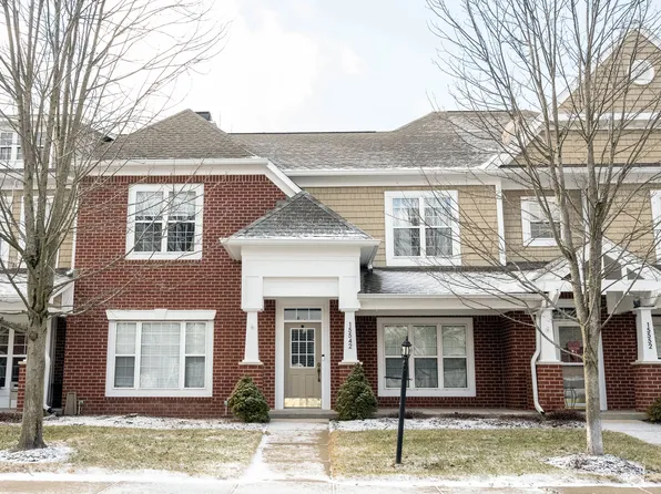 15542 Crofton Pl, Westfield, IN 46074