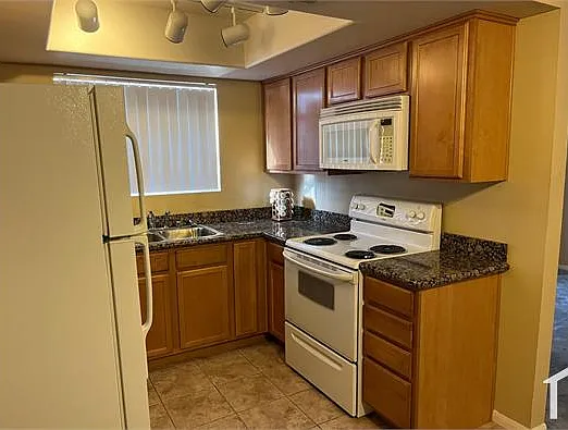7200 Pirates Cove Rd #1071 — Photo 2