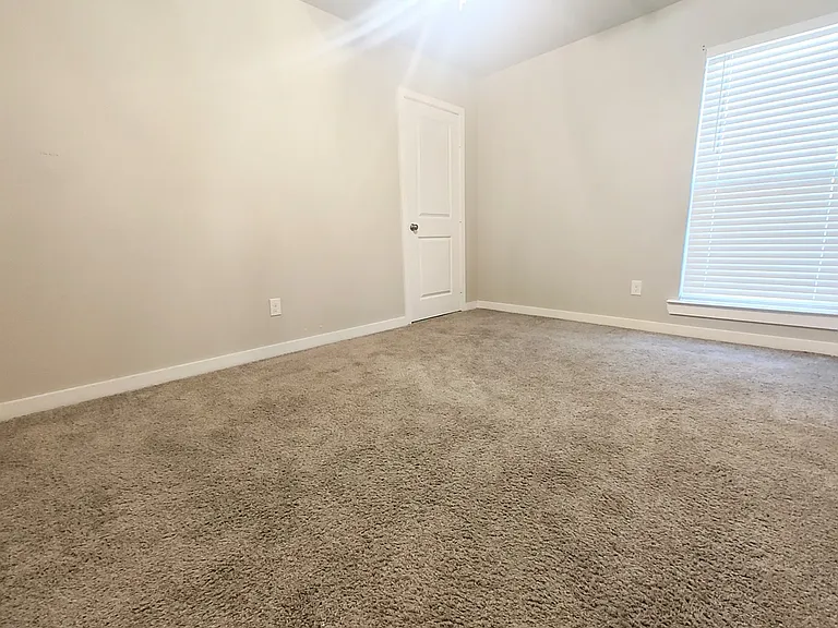 3213 Venita Ave — Photo 9
