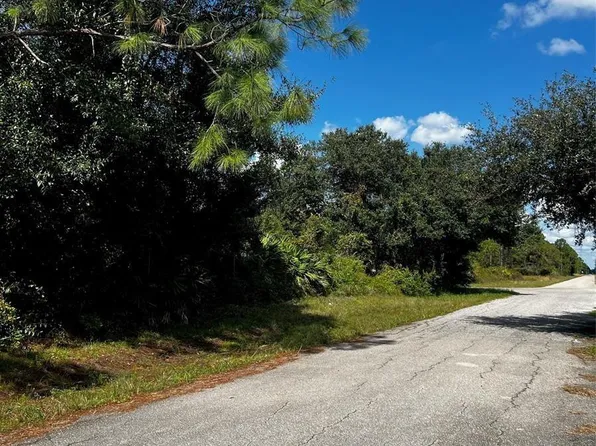 1221 Hamilton Avenue, Lehigh Acres, FL 33972