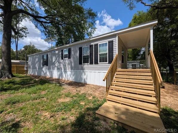 2975 E Blackberry Ln, Hernando, FL 34442