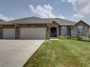 4336 E Kentbrook Dr, Springfield, MO 65802