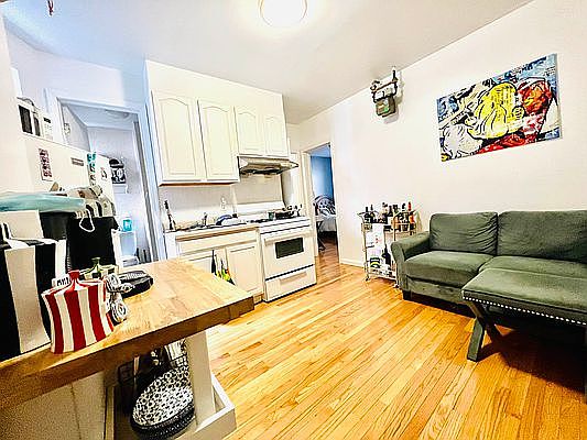 1st image of 149 Elizabeth St APT C7