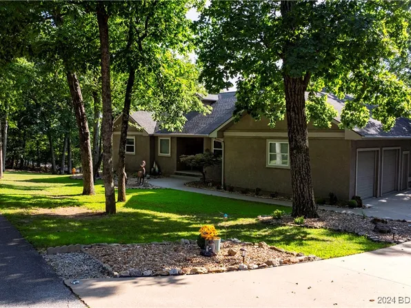 412 Greystone Ln, Sunrise Beach, MO 65079
