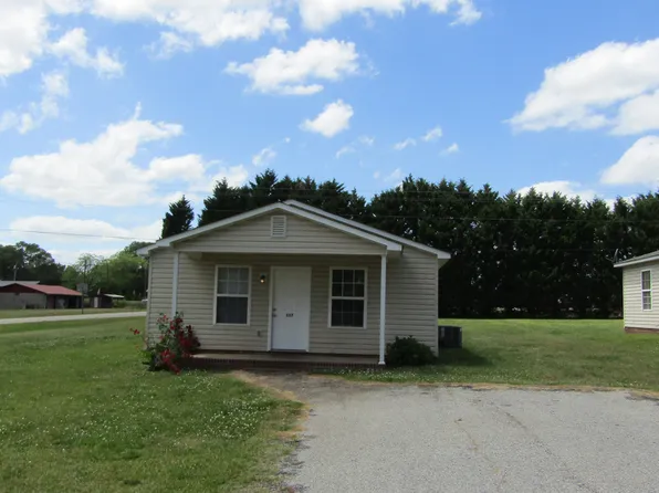 117 Chandler Dr, Belton, SC 29627