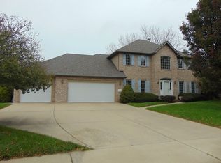 5315 N Ancient Oak Dr, Peoria, IL