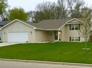 604 S Grant Ave, Janesville, WI 53548