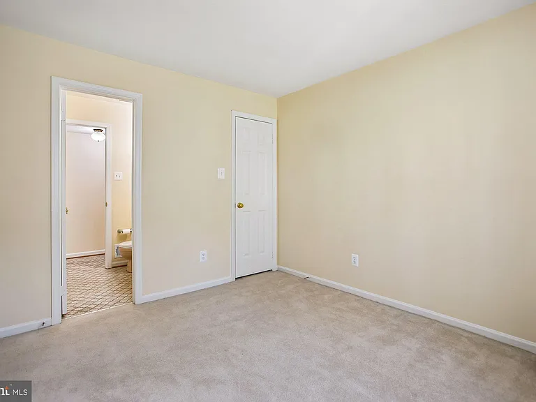 6604 Tina Ln — Photo 11