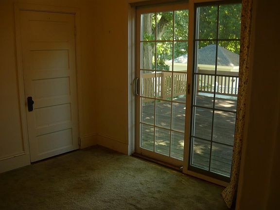 4th image of 6 Parker Hill Ave