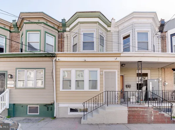 330 Hudson St, Gloucester City, NJ 08030