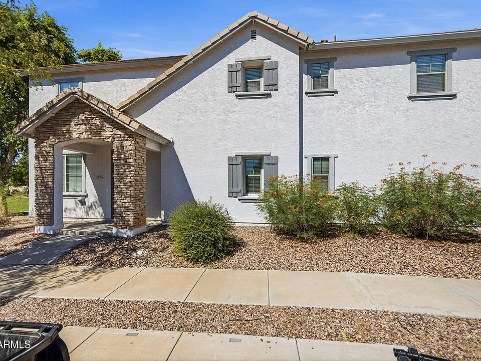 1646 E Joseph Way