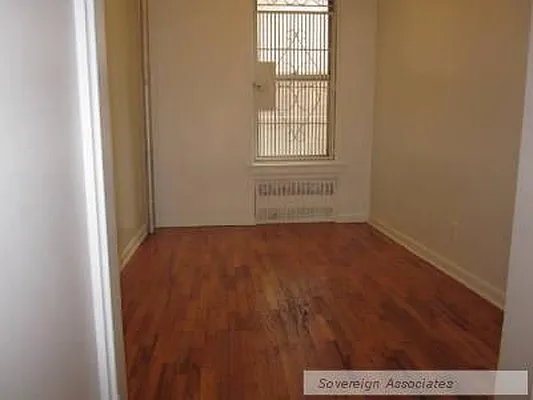 Rented by Sovereign Associates | media 33