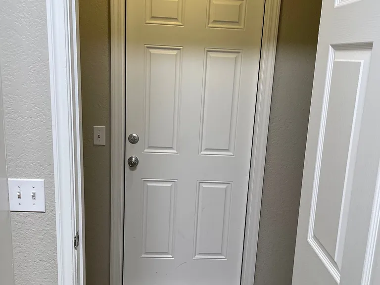 11364 Walters Ave — Photo 11