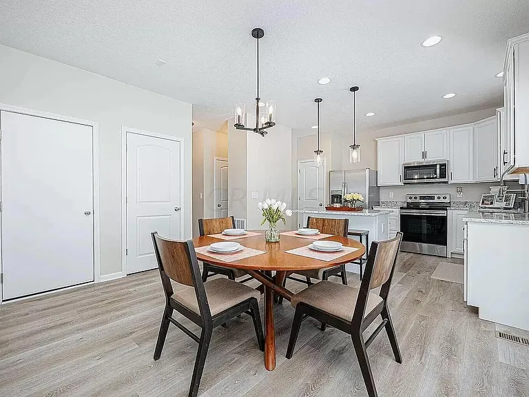 304 Gray Fox Ct — Photo 15