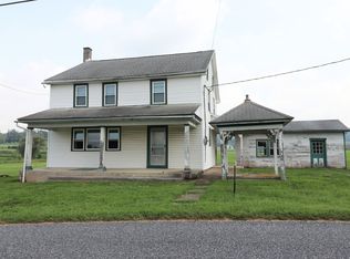 240 N Blainsport Rd, Reinholds, PA 17569