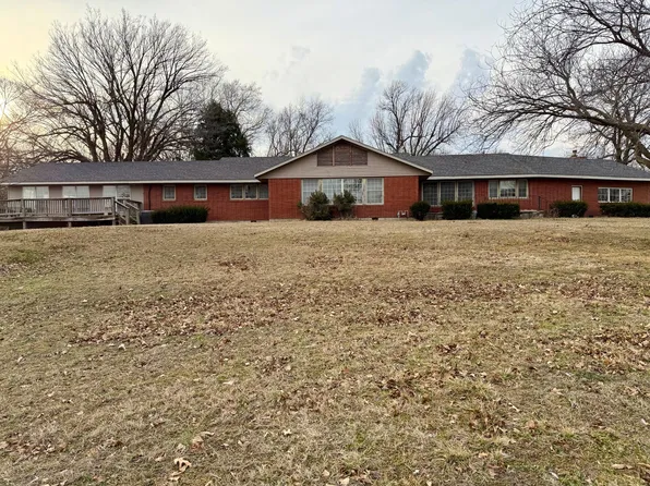 700 S Neosho Boulevard, Neosho, MO 64850