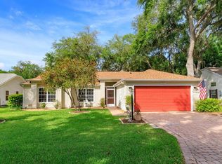 25845 Glen Eagle Dr, Leesburg, FL 34748
