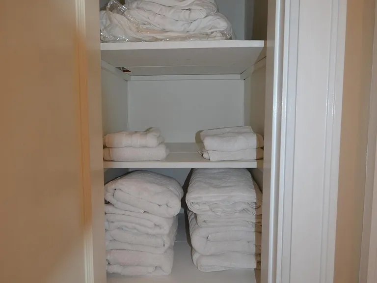 908 Ellison Ave #4 — Photo 16